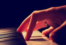 Kaiyun：萨巴伦卡笑容满面！阳光双赛背靠背晋级决赛，郑钦文连输苦主六次.